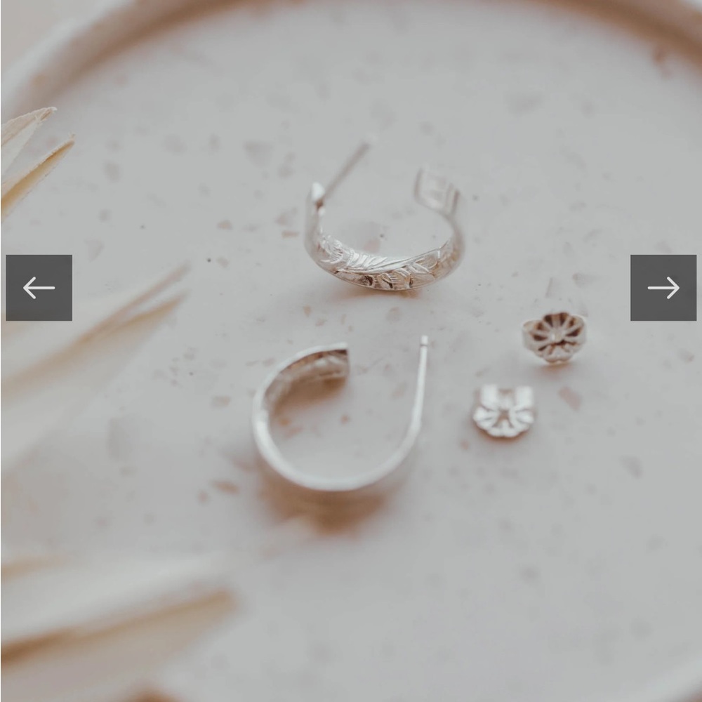 Elegant Silver Ora Hoop Earrings